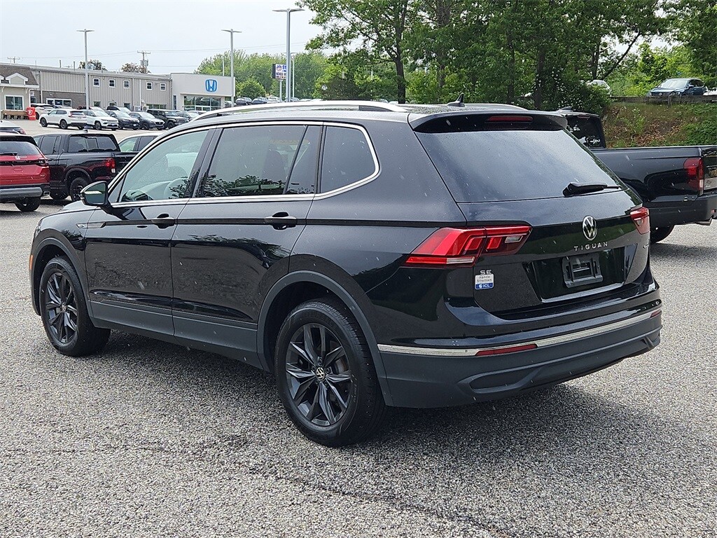 2024 Volkswagen Tiguan SE Wolfsburg Edition photo 4