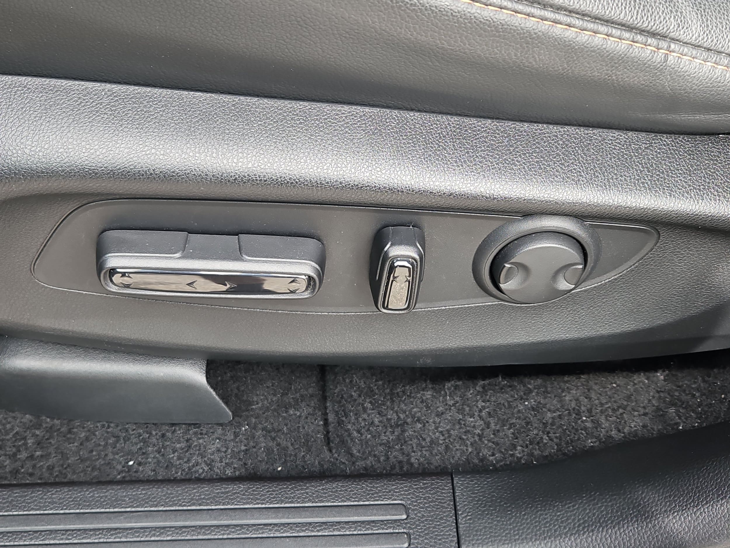 2025 Honda CR-V Sport-L - Photo 16
