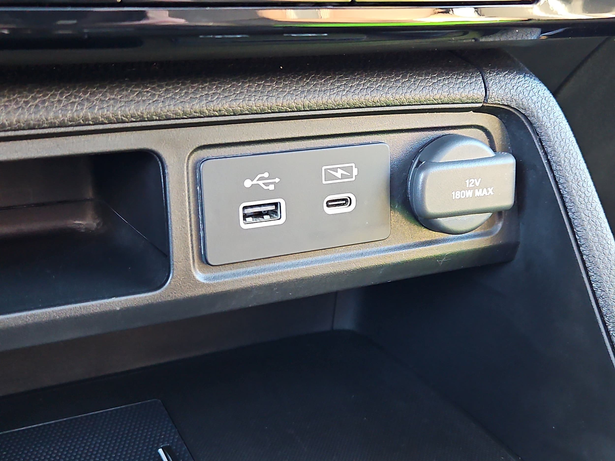 2025 Honda Pilot Elite - Photo 12