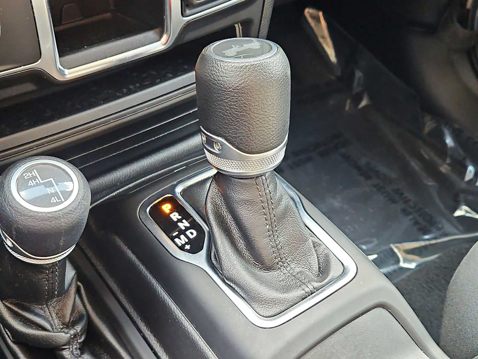 2022 Jeep Wrangler Unlimited Willys Sport - Photo 22