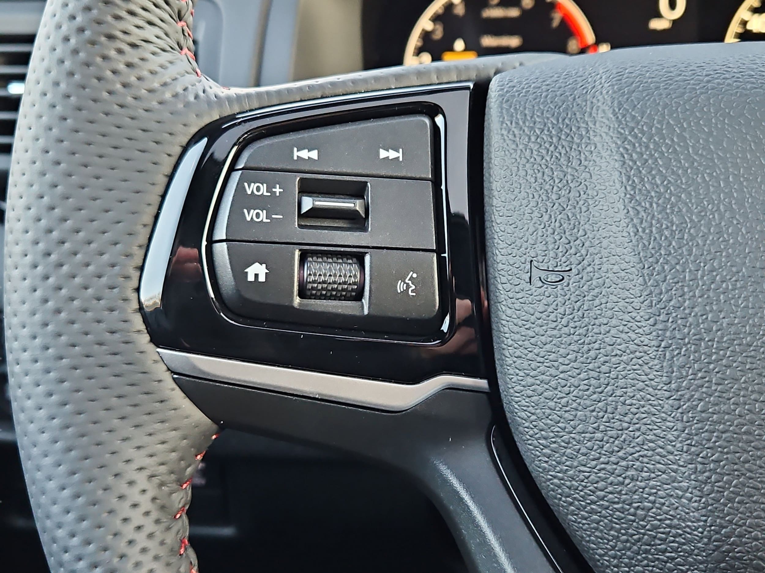 2026 Honda Ridgeline Black Edition - Photo 15