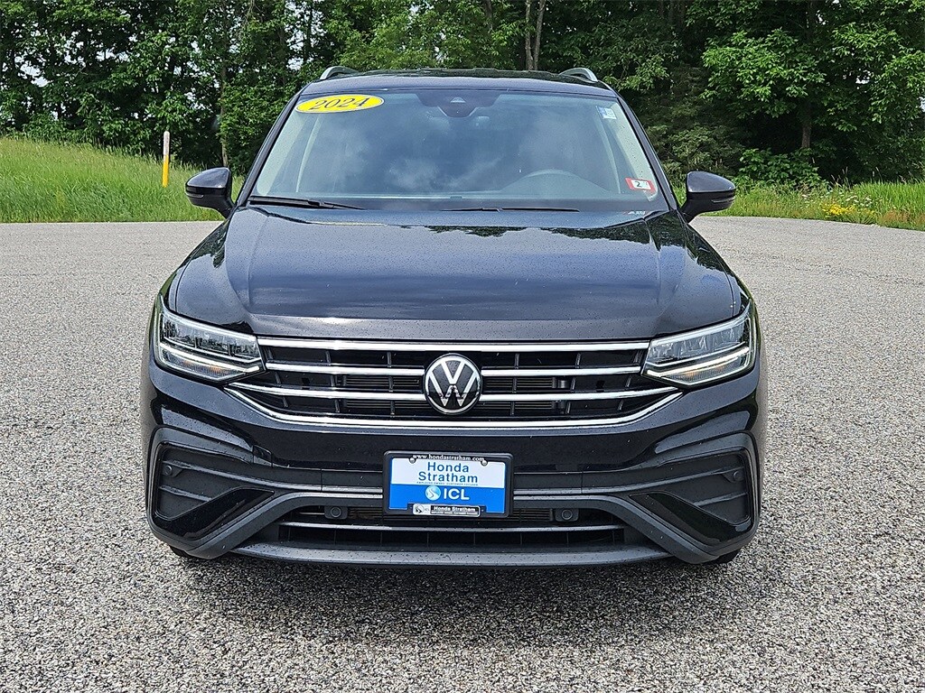 2024 Volkswagen Tiguan SE Wolfsburg Edition photo 2