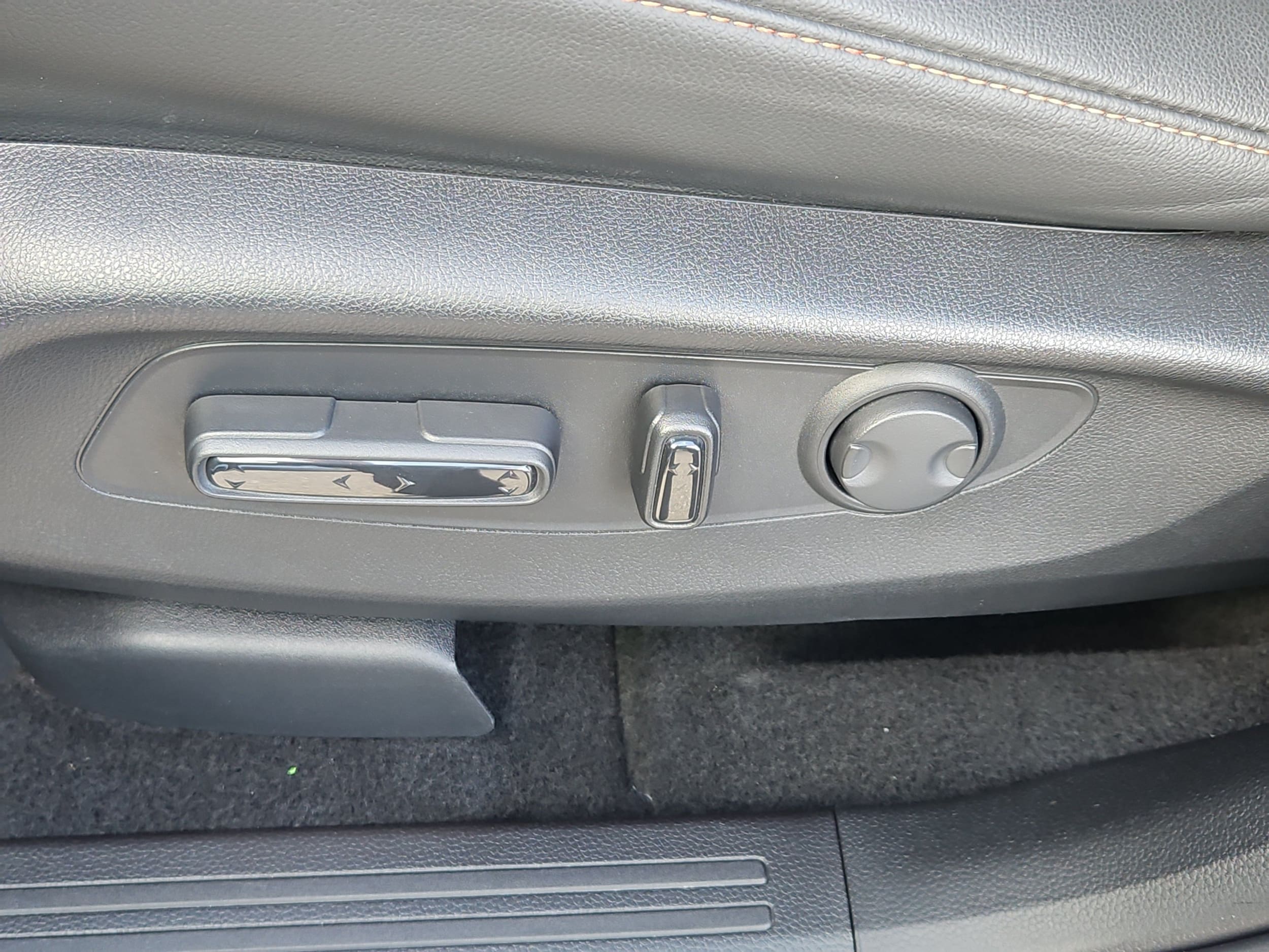 2025 Honda CR-V Sport Touring - Photo 19
