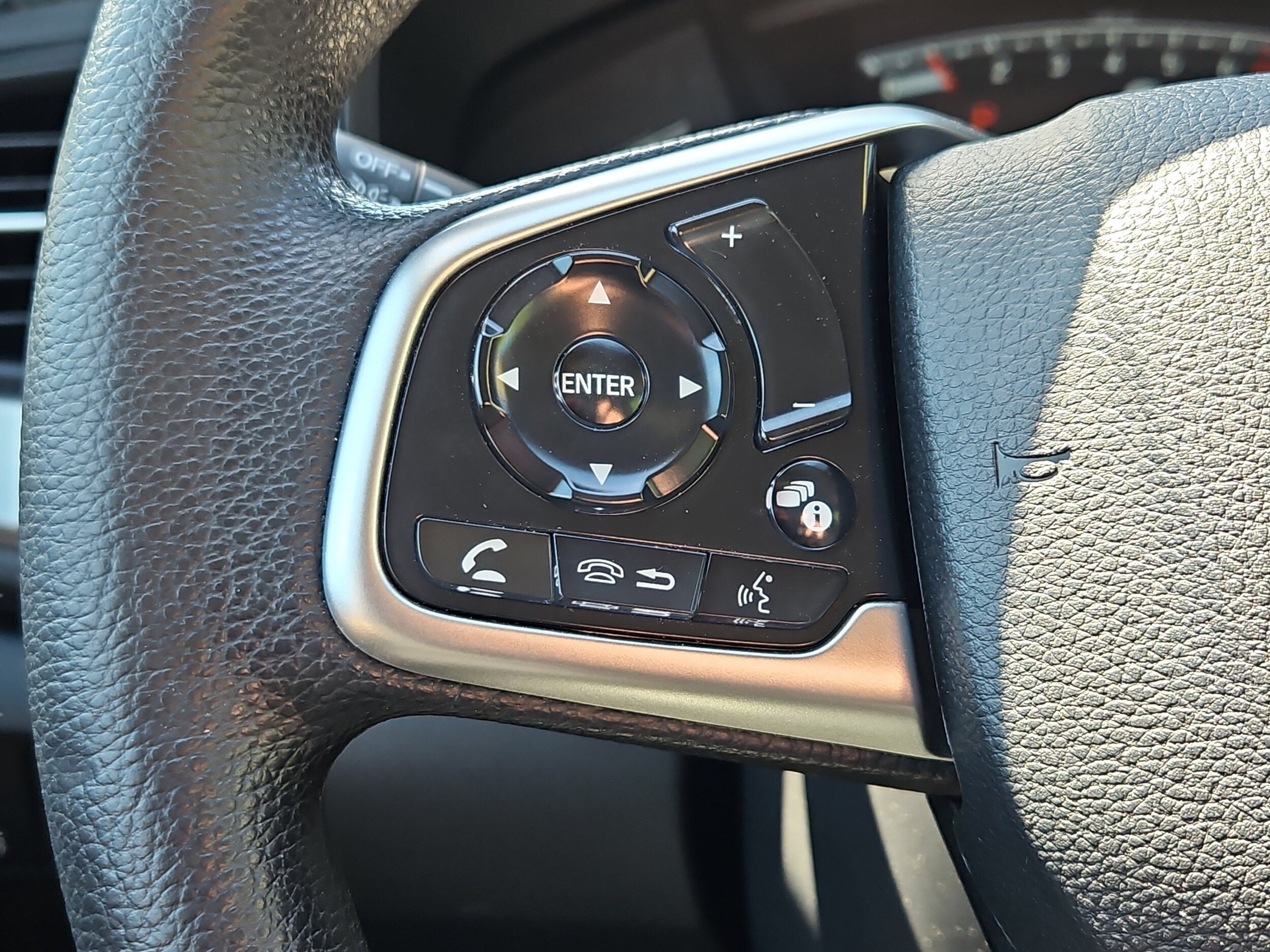 2020 Honda CR-V LX - Photo 11