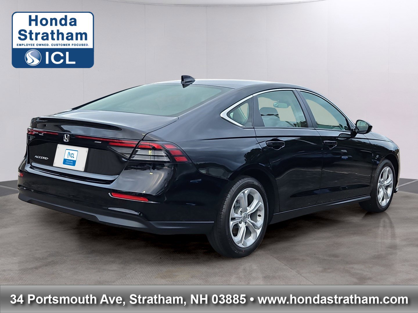 2025 Honda Accord LX photo 3