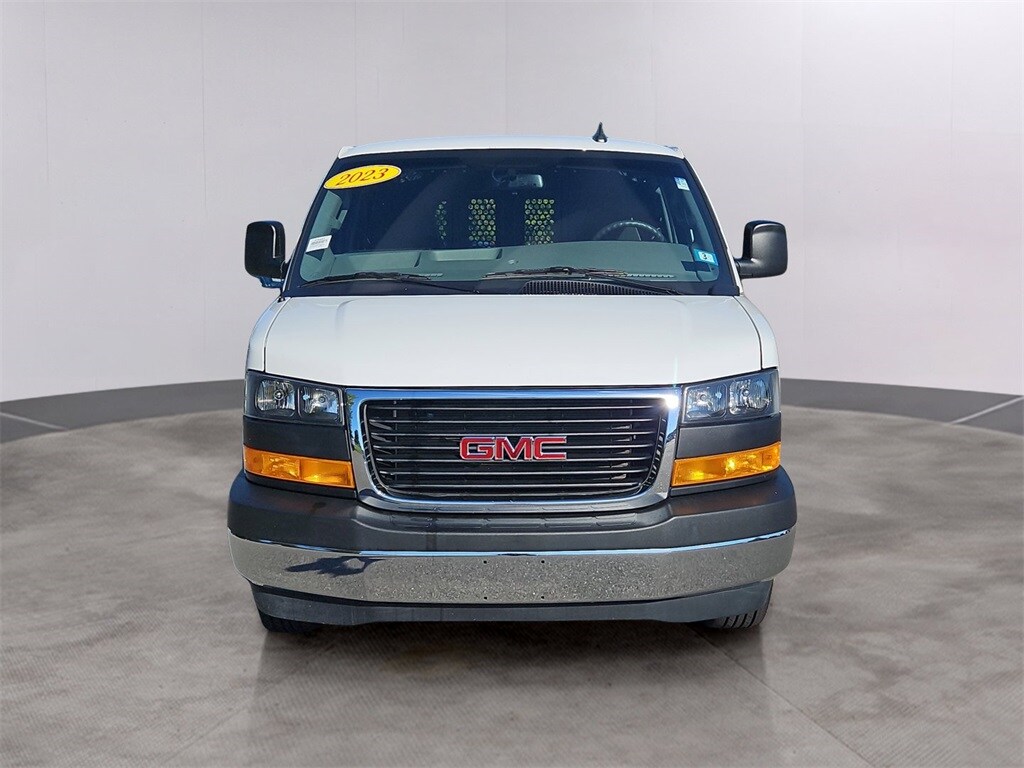 2023 Gmc Savana 2500 Cargo photo 2