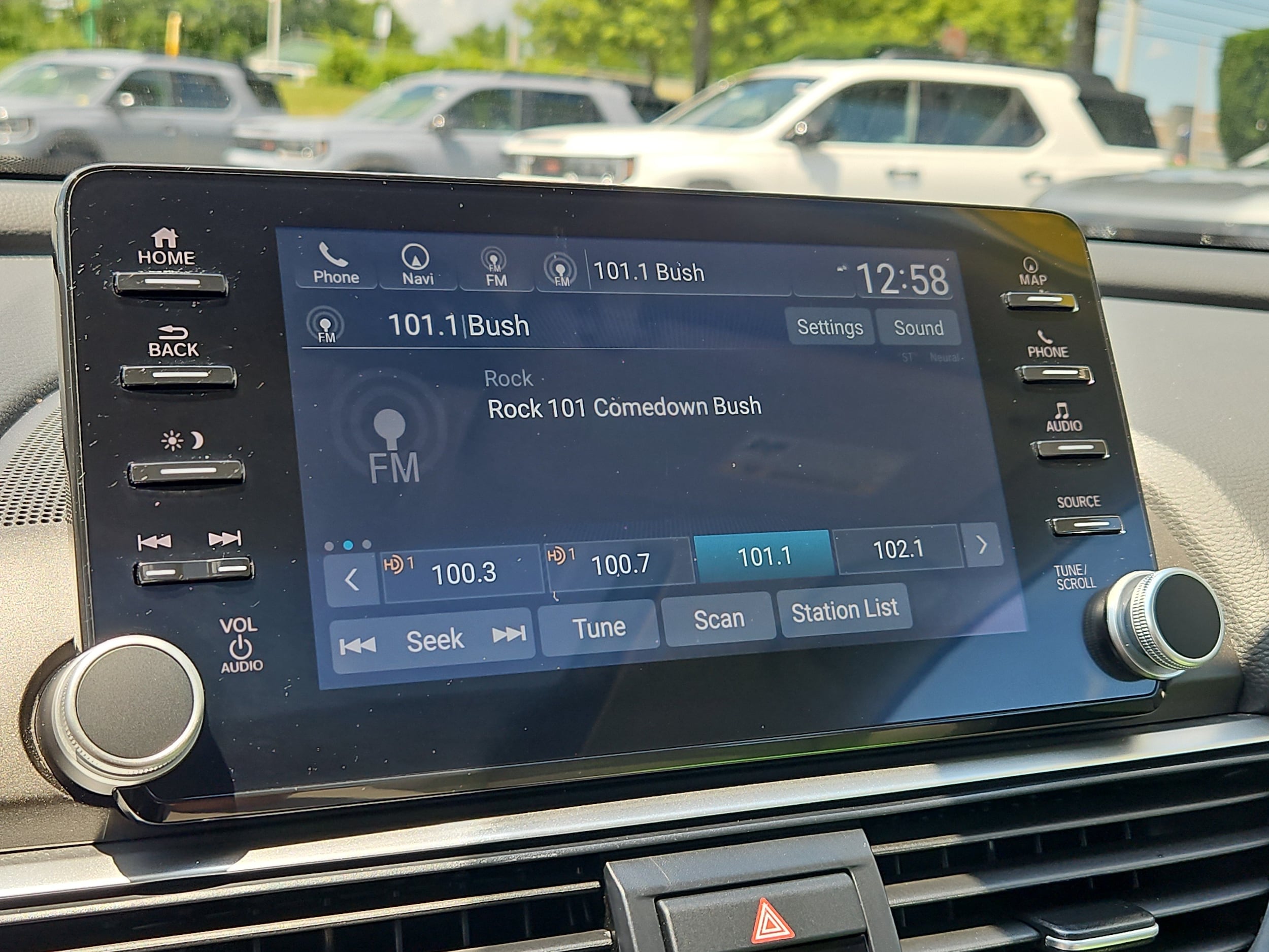 2021 Honda Accord Touring - Photo 25