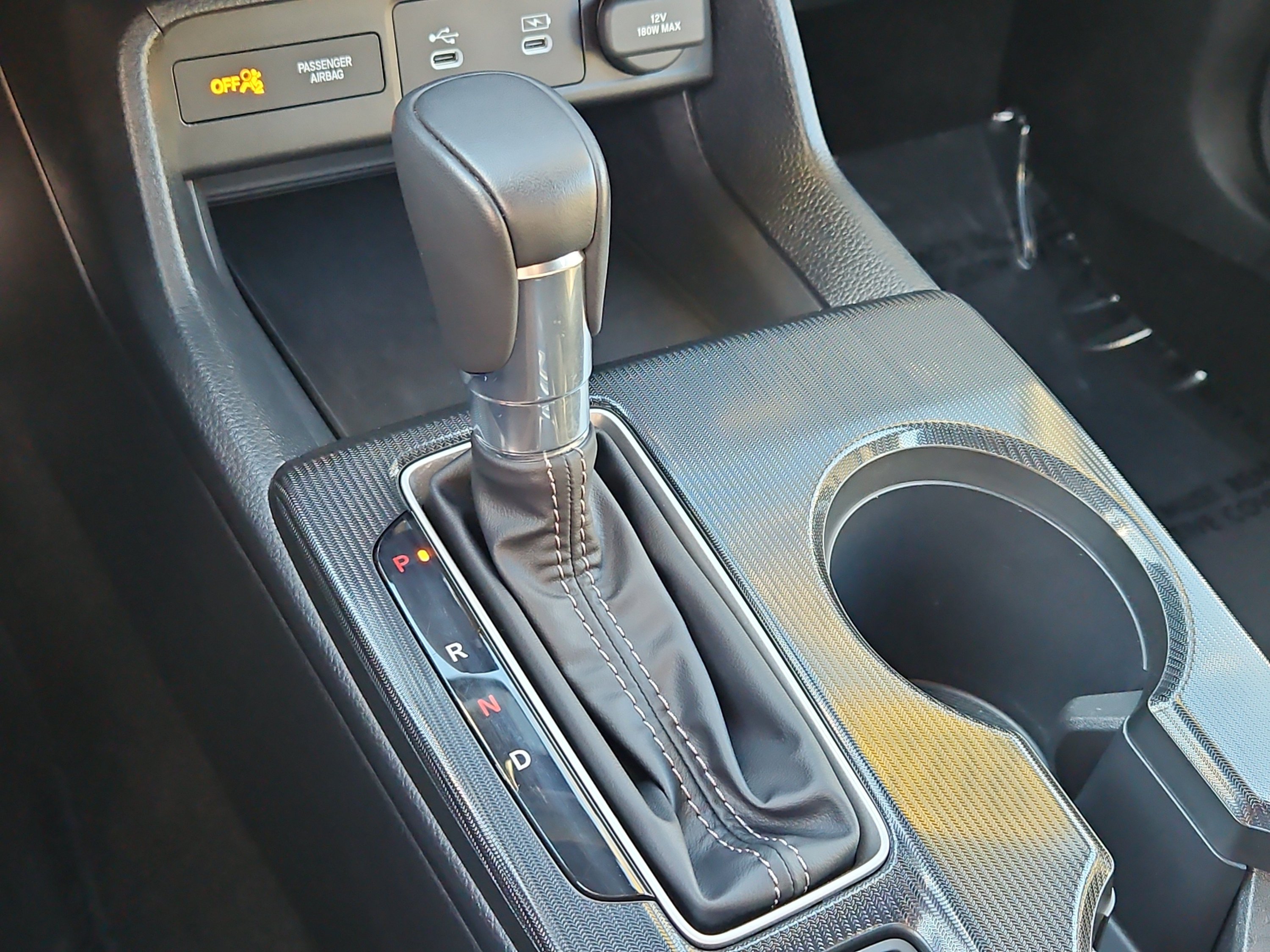 2025 Honda Civic Hatchback Sport - Photo 16