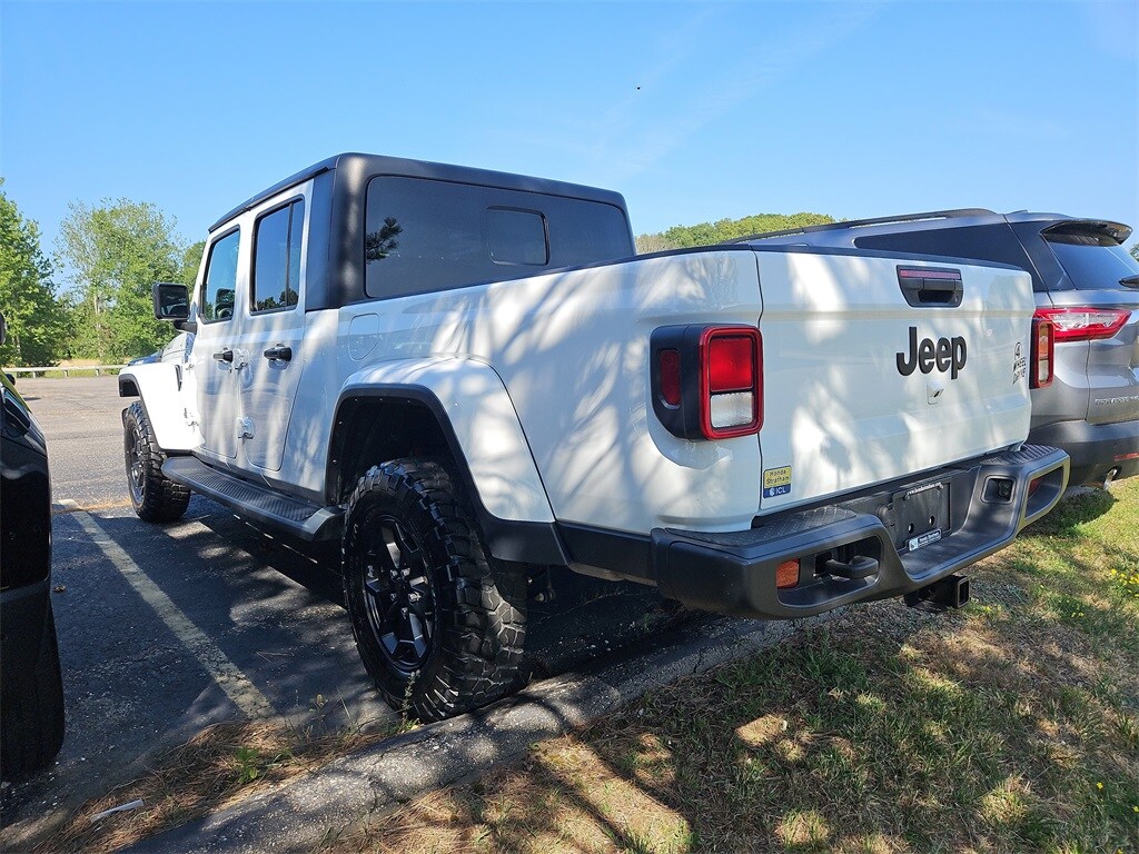2022 Jeep Gladiator Willys photo 4