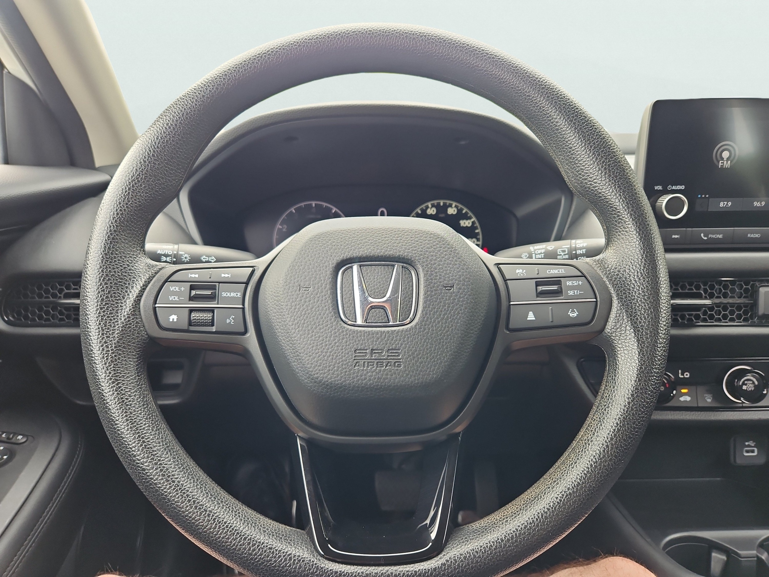 2023 Honda HR-V LX - Photo 17