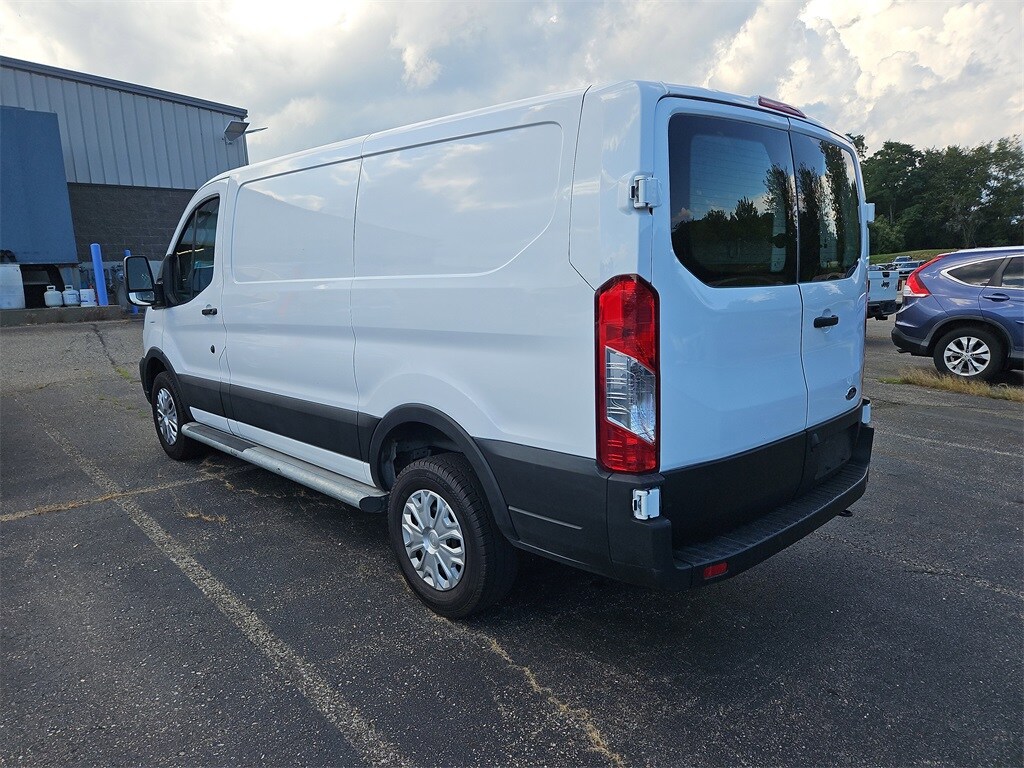 2023 Ford Transit photo 4