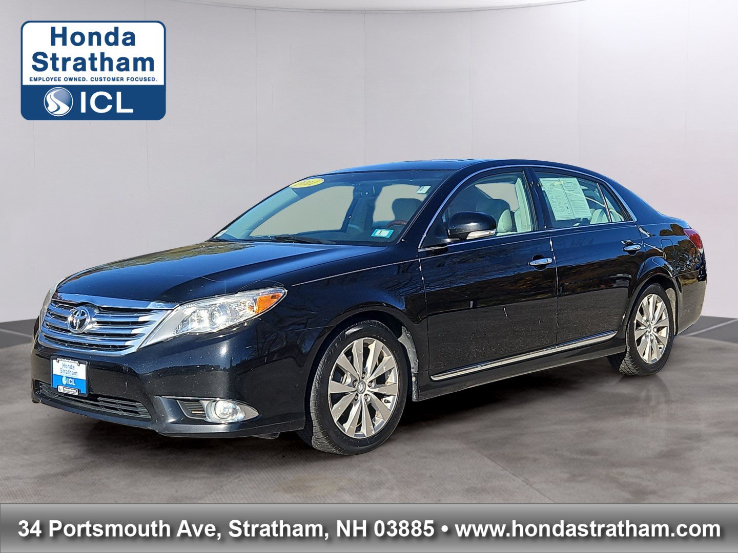 2011 Toyota Avalon Limited Sedan
