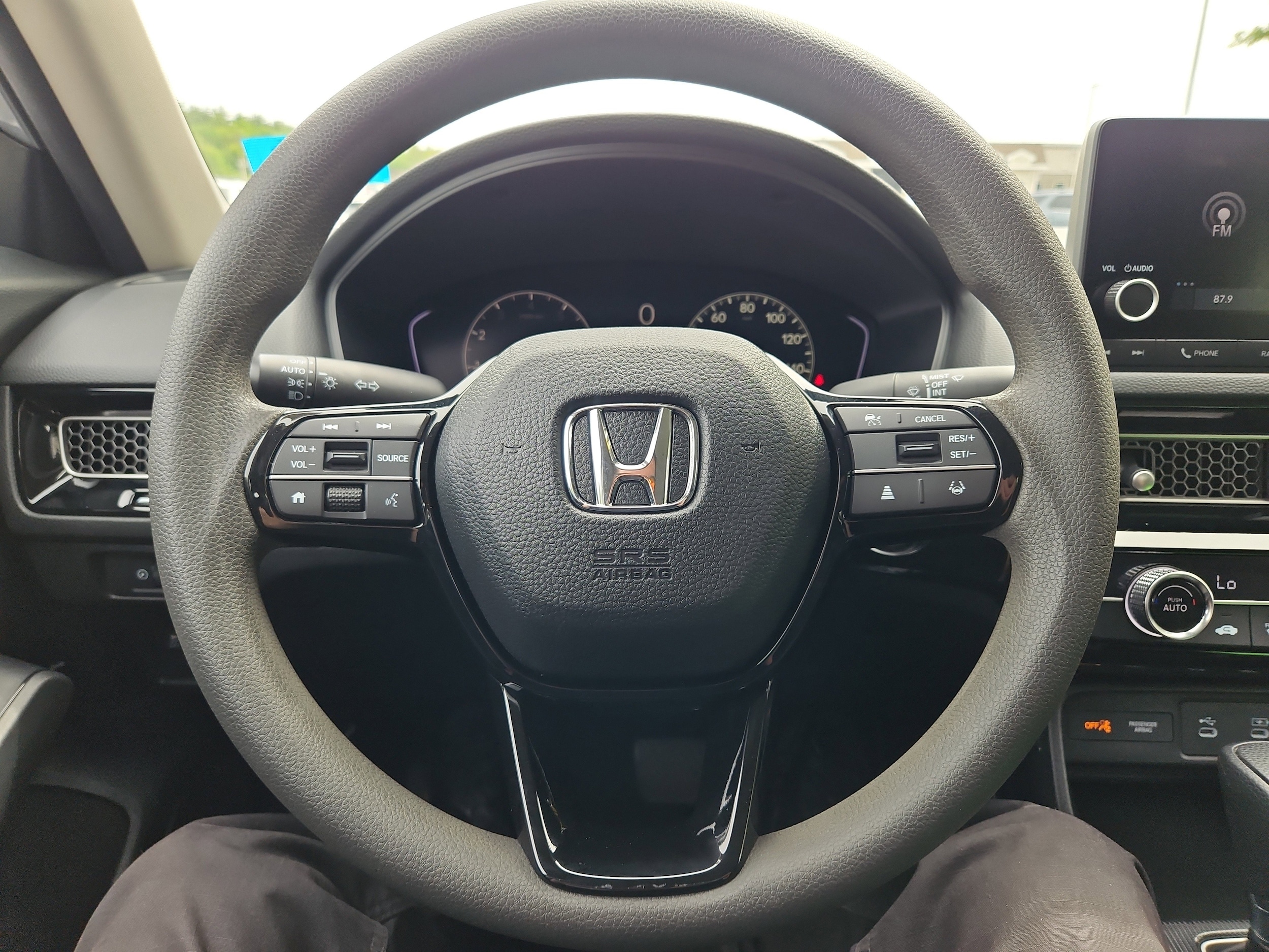 2025 Honda Civic LX - Photo 14