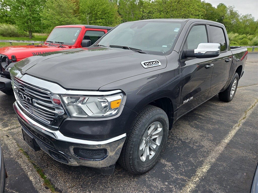 2024 Ram 1500 Laramie photo 2