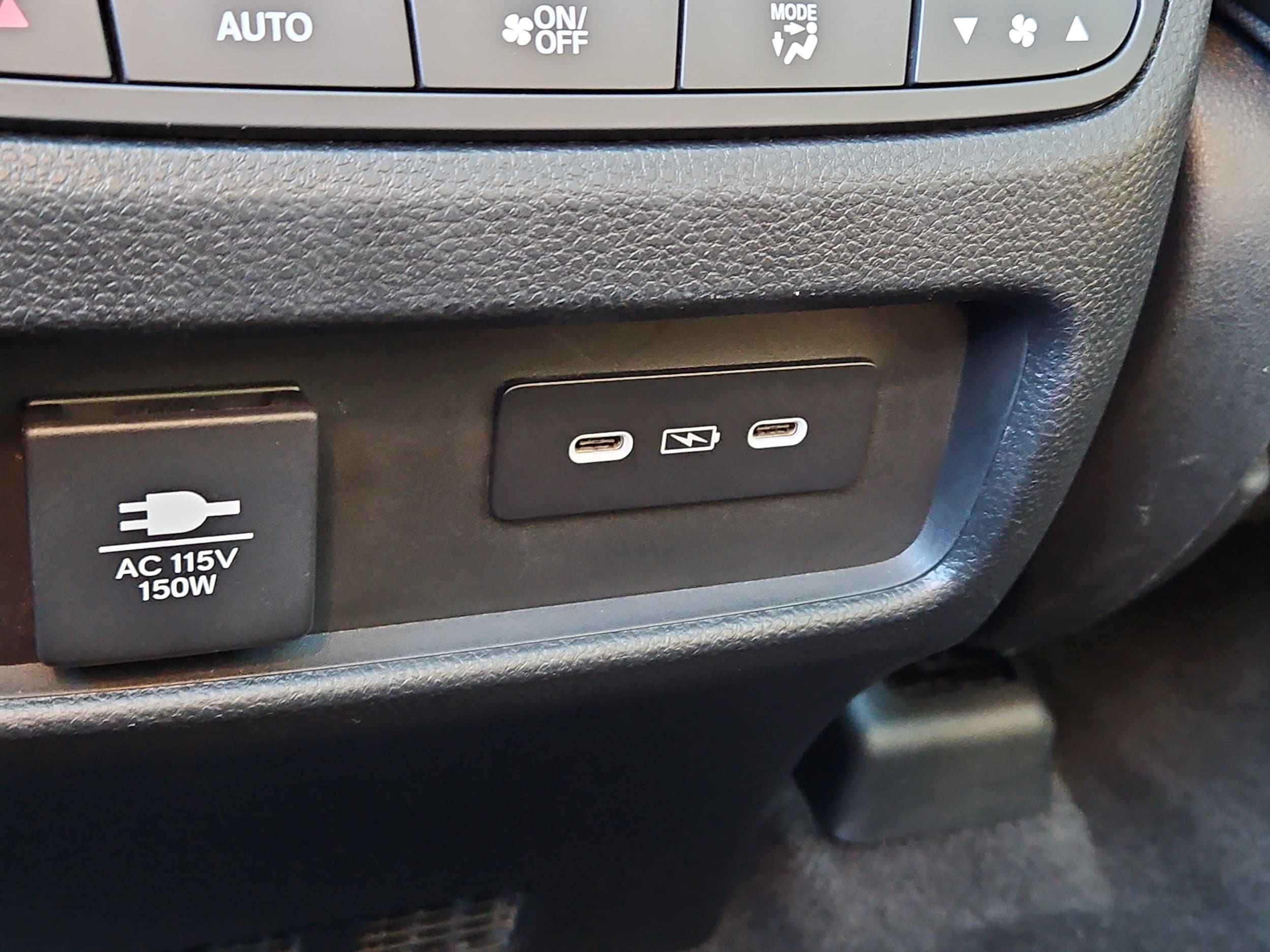 2025 Honda Pilot Elite - Photo 17
