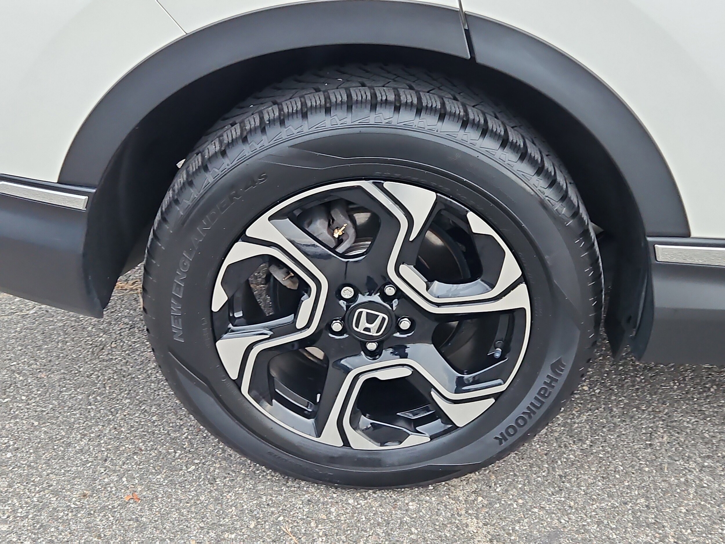 2018 Honda CR-V Touring photo 4