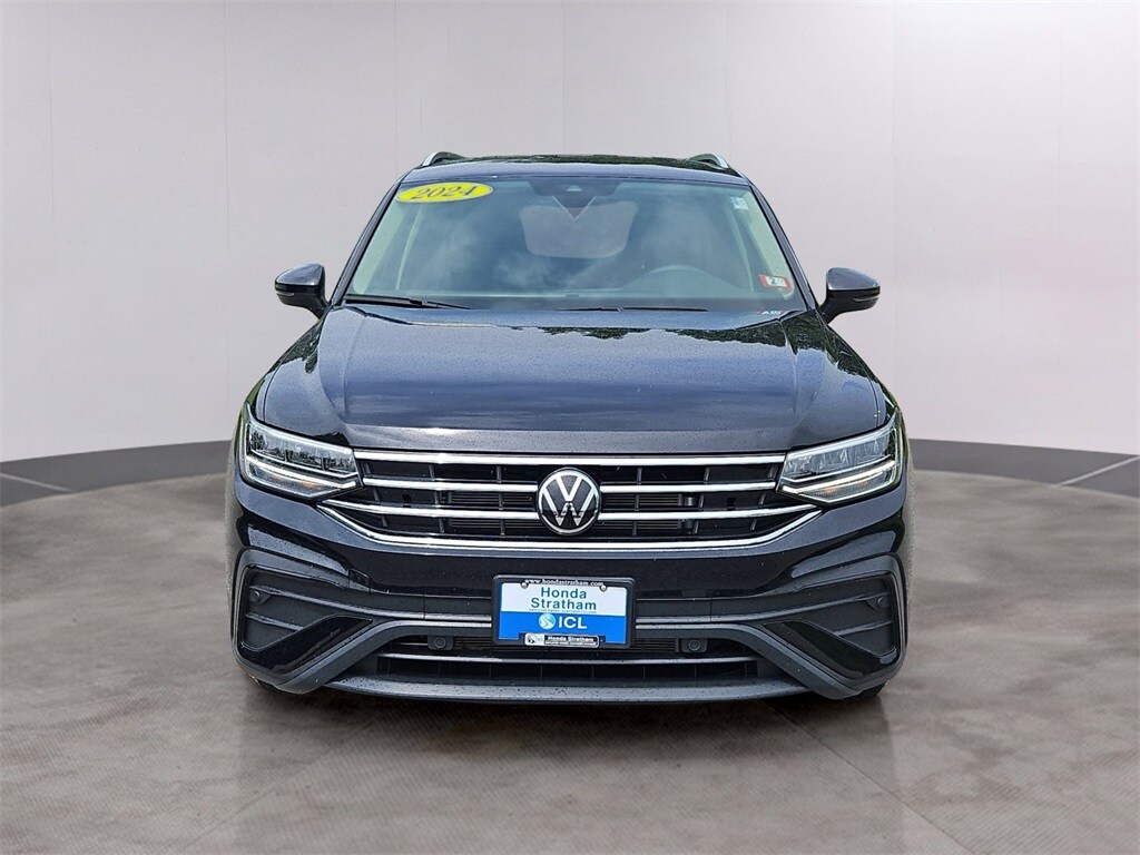 2024 Volkswagen Tiguan SE Wolfsburg Edition photo 2