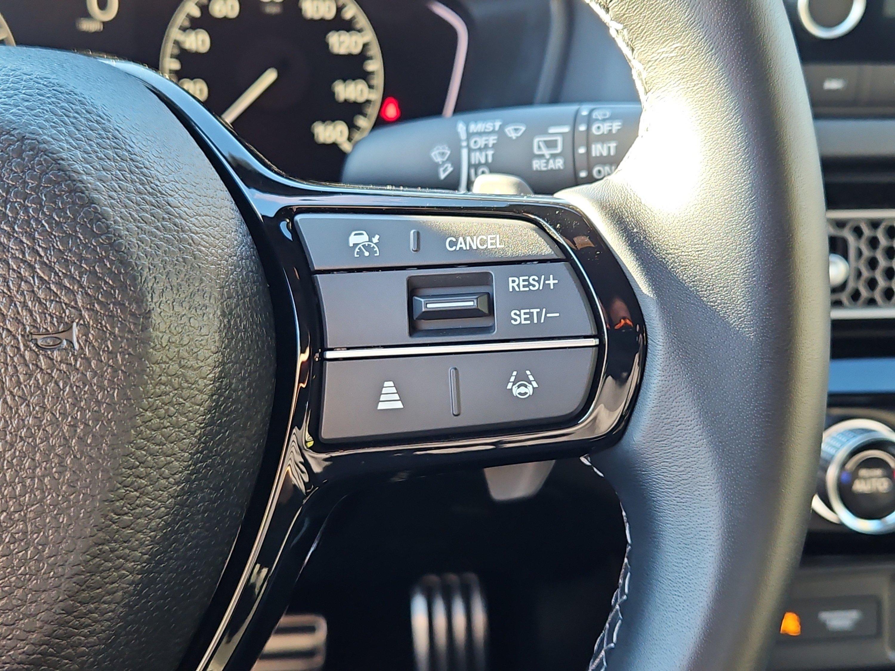 2025 Honda Civic Hatchback Sport - Photo 13