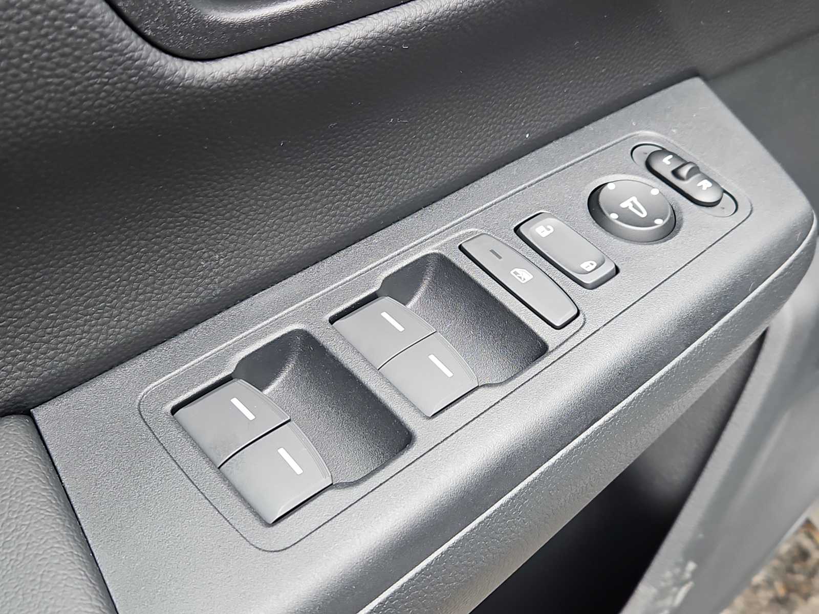 2026 Honda CR-V Sport-L - Photo 17