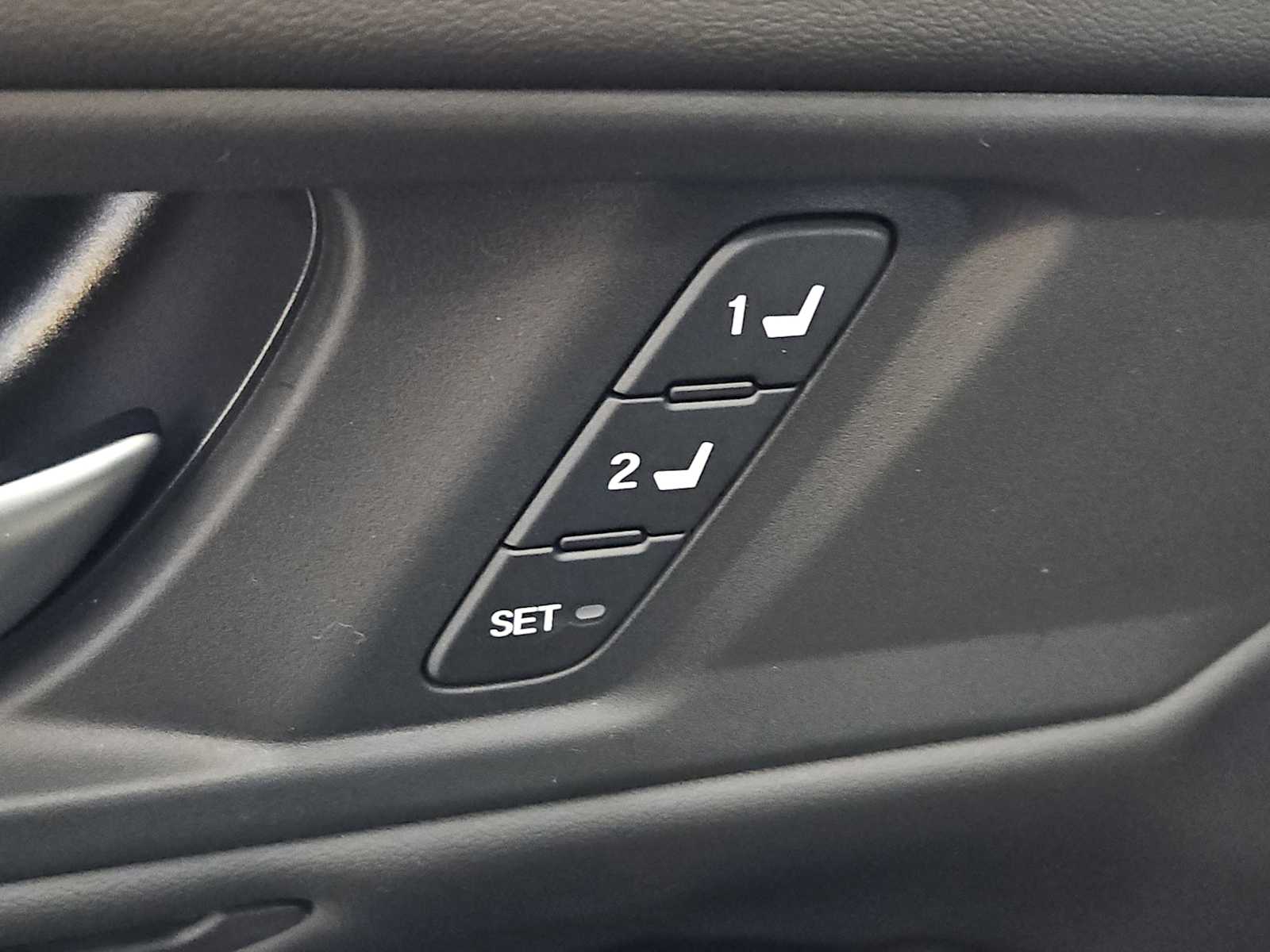 2025 Honda Accord Hybrid Touring - Photo 14