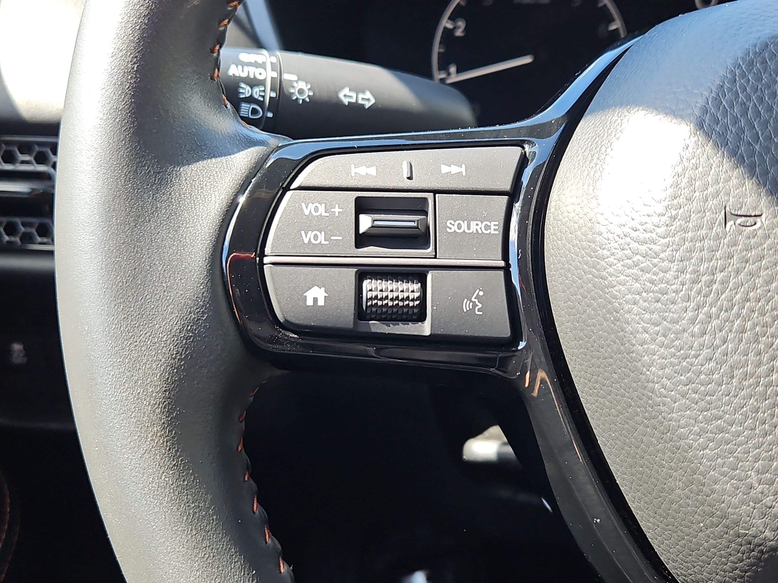 2025 Honda HR-V Sport - Photo 14
