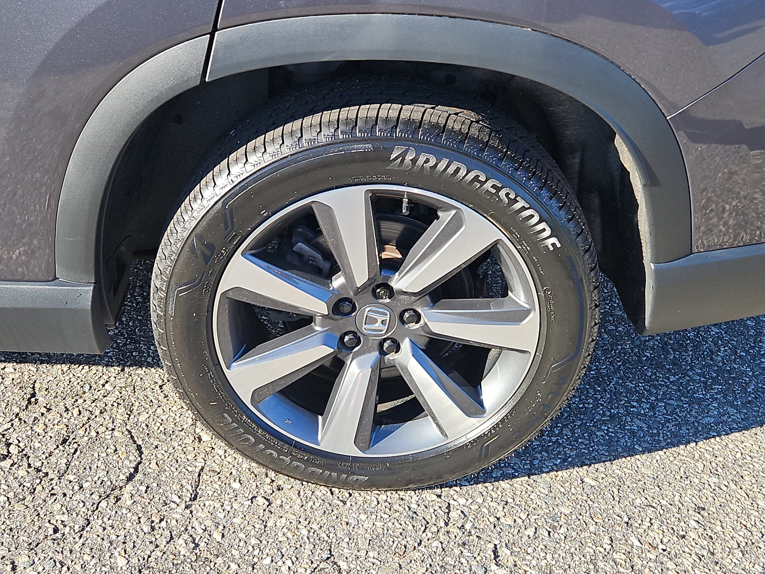 2025 Honda Pilot Elite - Photo 30