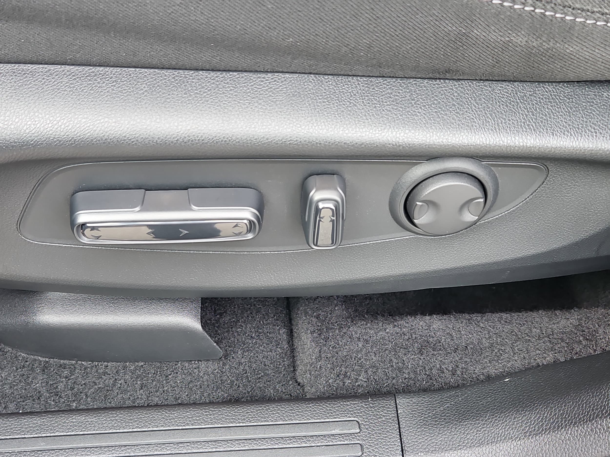 2024 Honda CR-V EX - Photo 13