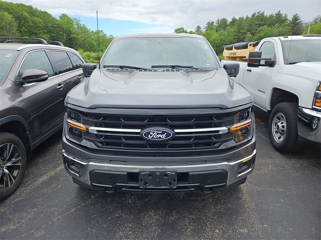 2024 Ford F-150 XLT photo 2