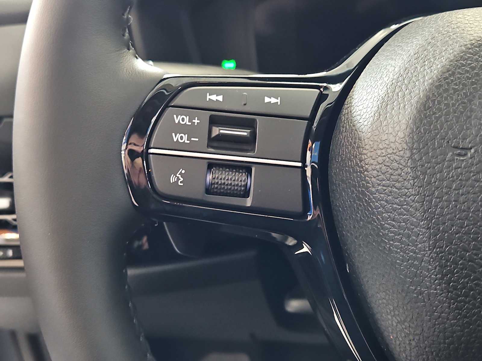 2025 Honda Accord Hybrid Touring - Photo 17