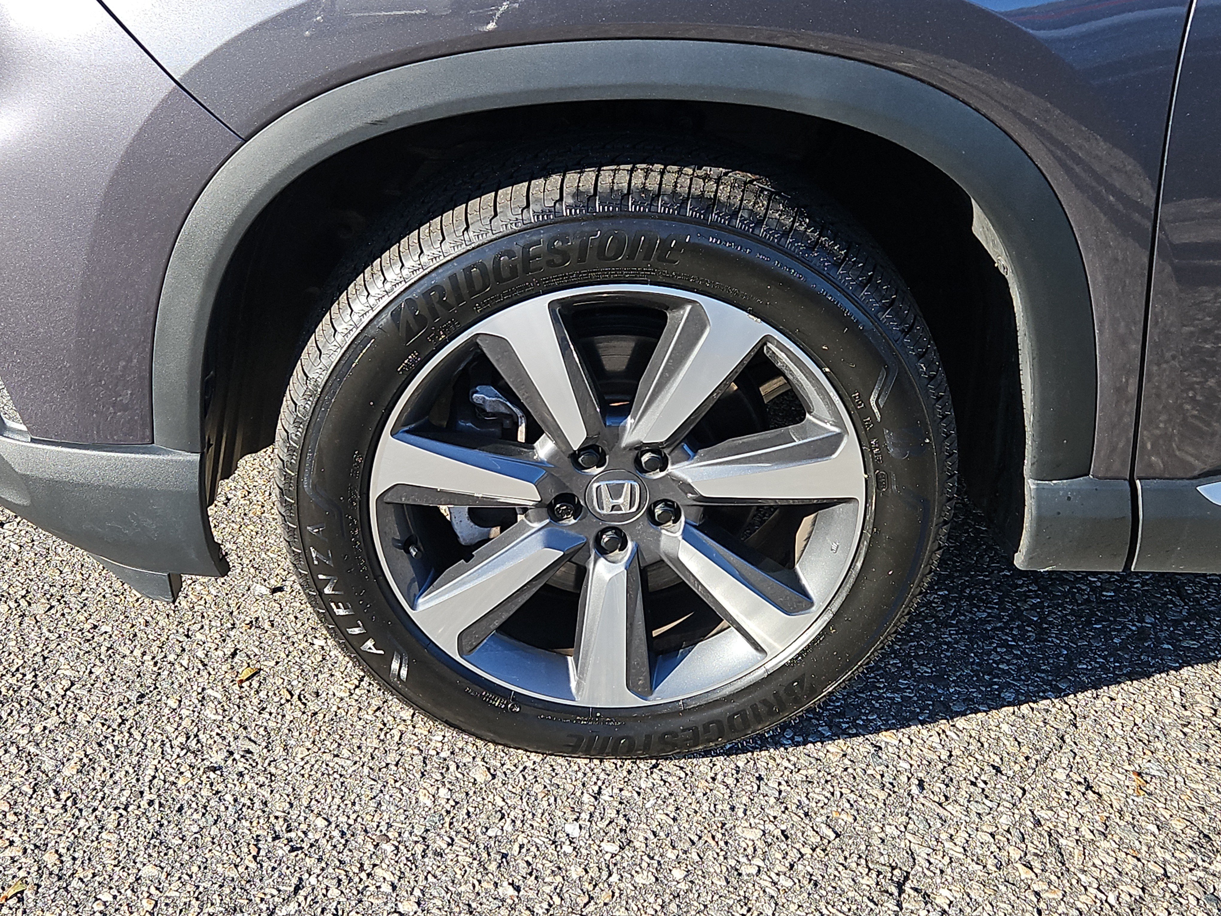 2025 Honda Pilot Elite - Photo 29