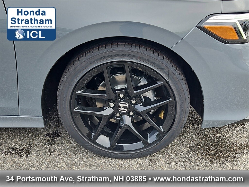 2026 Honda Civic Sport photo 3