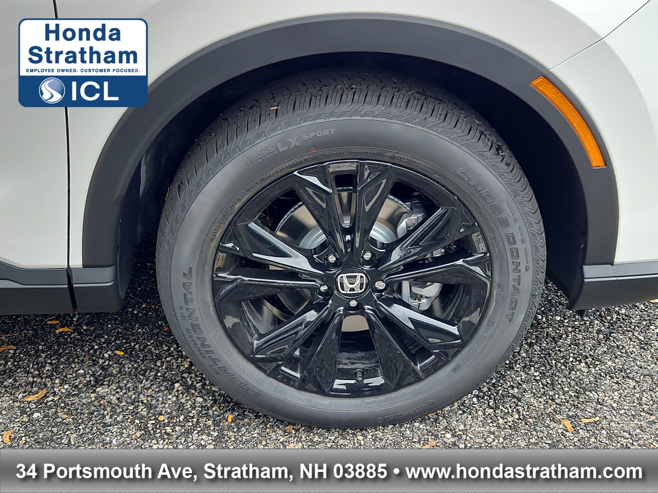 2026 Honda CR-V Hybrid Sport Touring photo 3