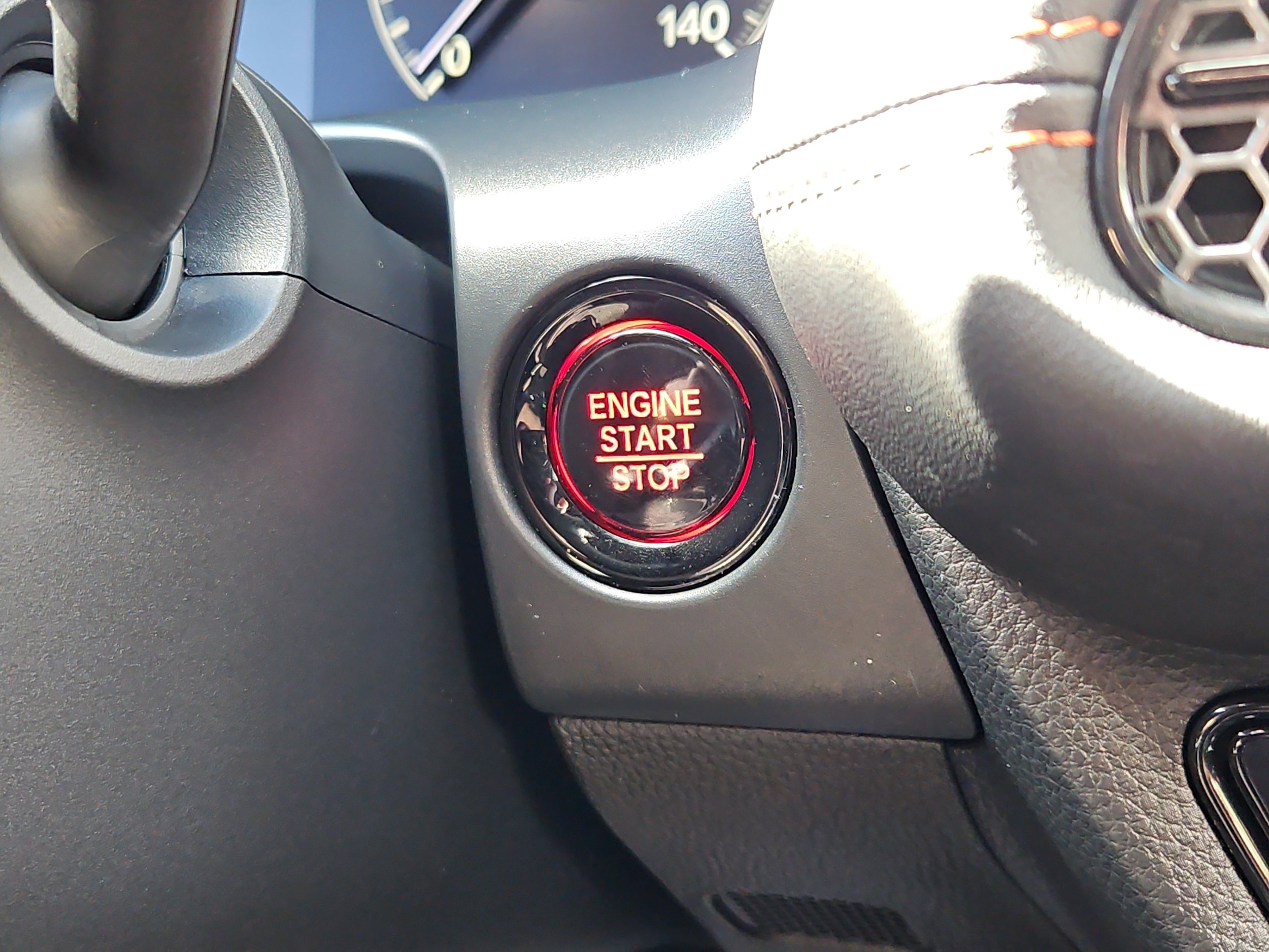 2025 Honda HR-V Sport - Photo 13
