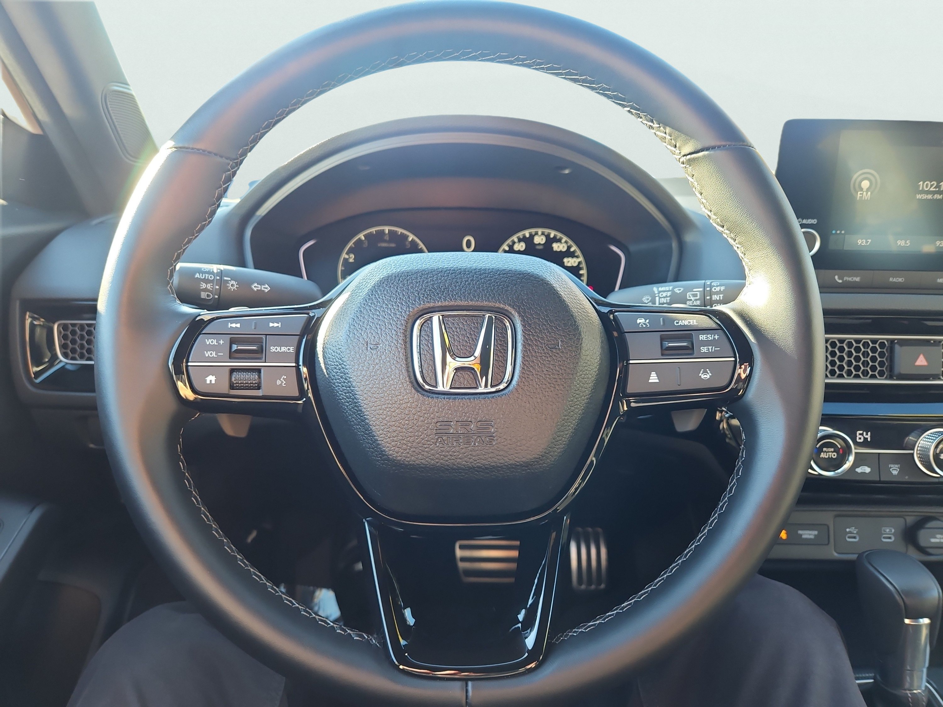 2025 Honda Civic Hatchback Sport - Photo 17
