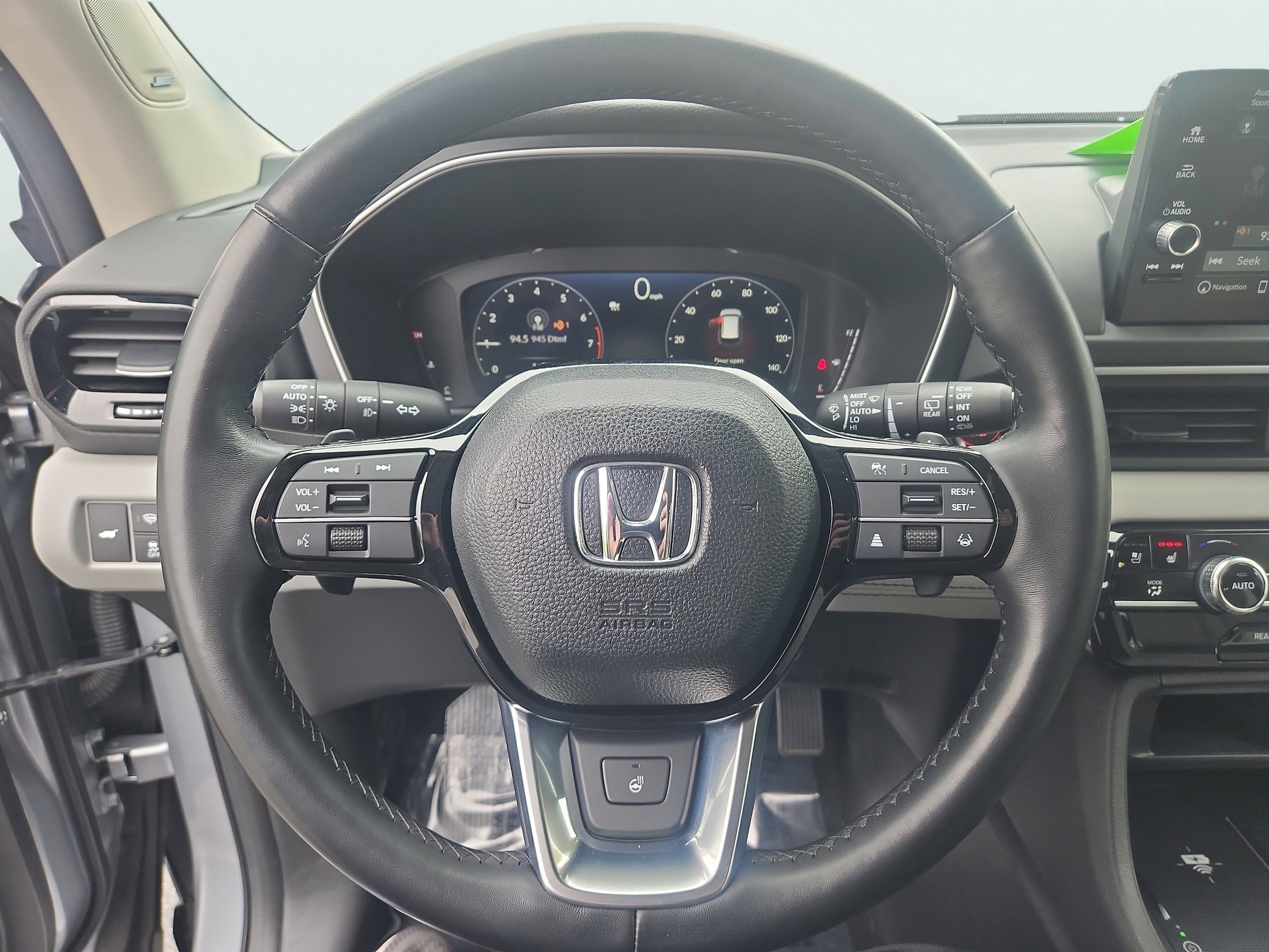 2023 Honda Pilot Elite - Photo 28