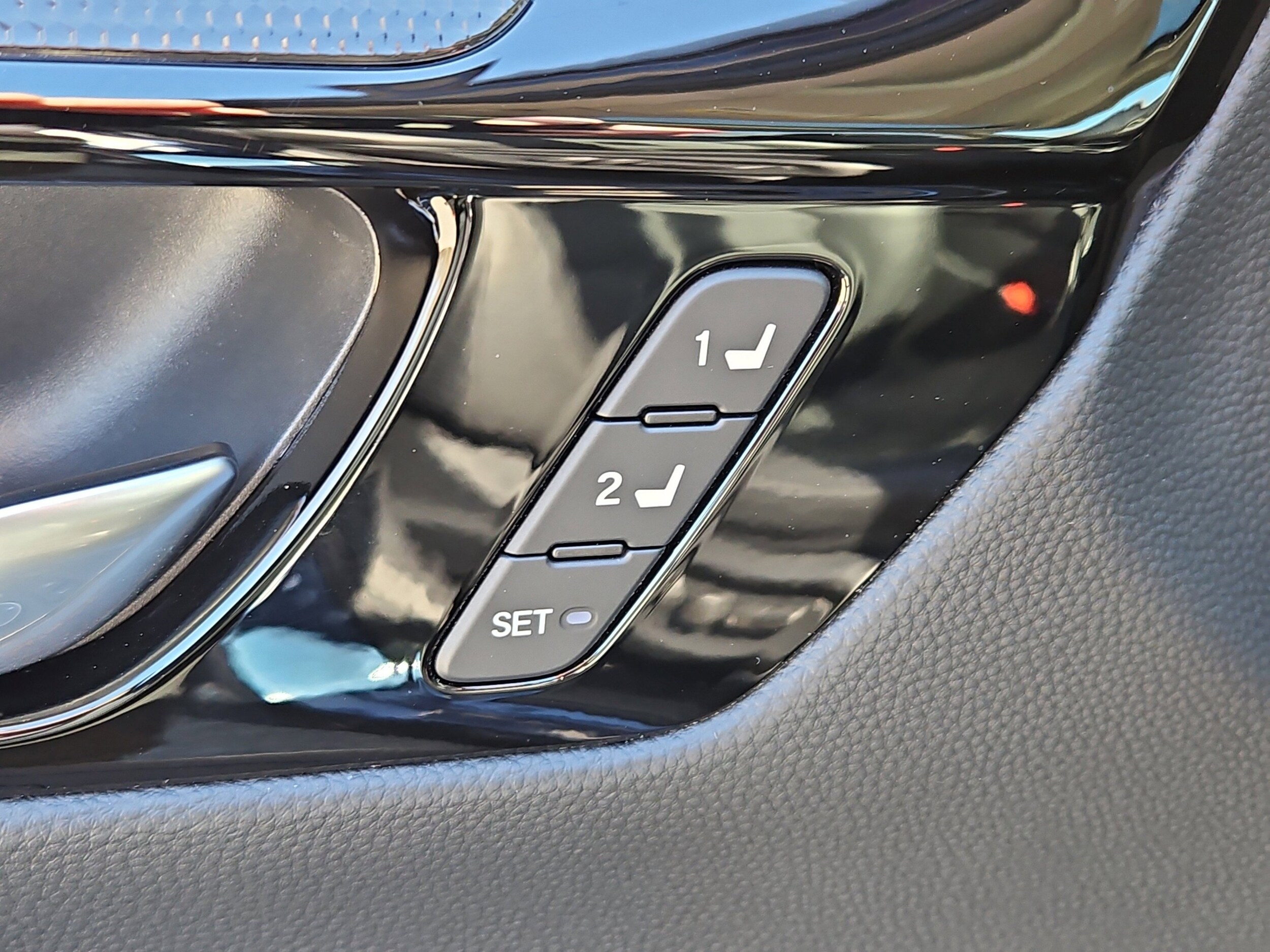 2024 Honda CR-V EX-L - Photo 12