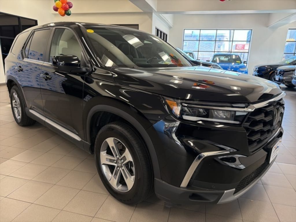 Certified 2023 Honda Pilot EX-L 8 Passenger SUV