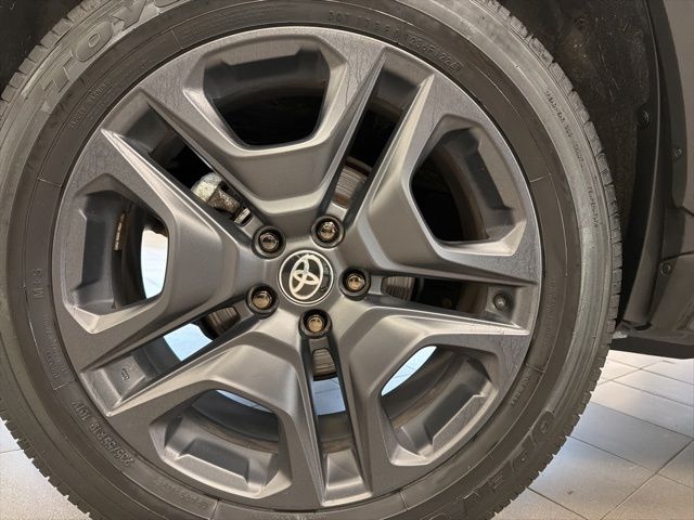 2024 Toyota RAV4 Adventure - Photo 21