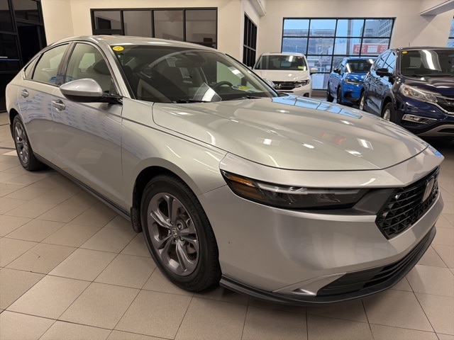 2024 Honda Accord EX's photo