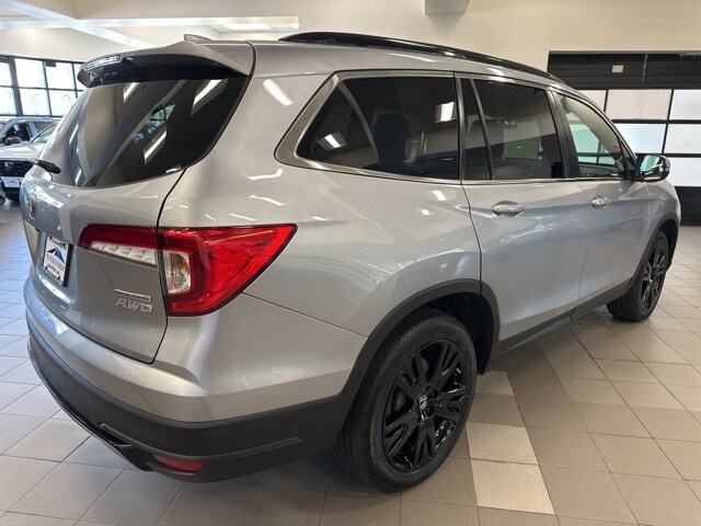 2022 Honda Pilot Special Edition photo 3