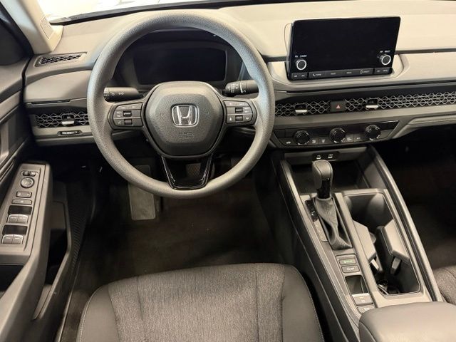 2025 Honda Accord SE - Photo 12