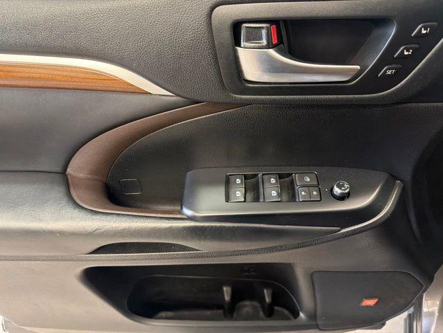 2019 Toyota Highlander Limited - Photo 7