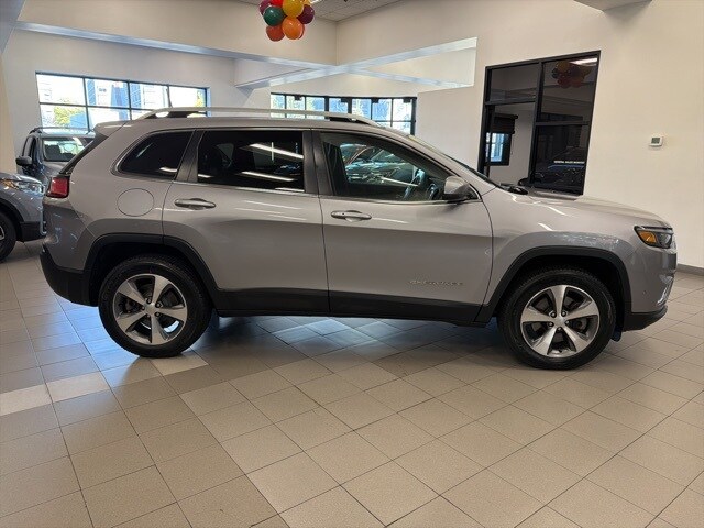 2021 Jeep Cherokee Limited photo 2