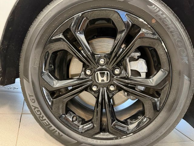 2025 Honda Accord SE - Photo 20