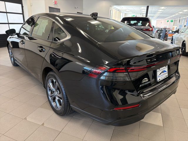 2023 Honda Accord EX - Photo 4
