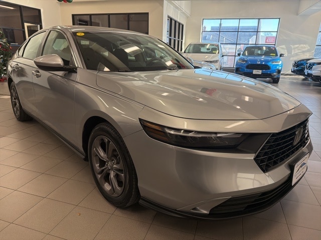 2023 Honda Accord EX's photo