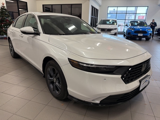 2025 Honda Accord Hybrid EX-L's photo