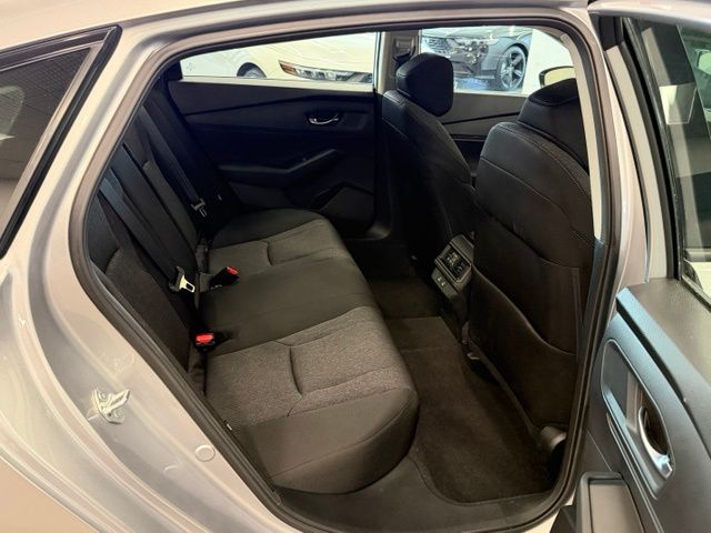 2025 Honda Accord SE - Photo 14