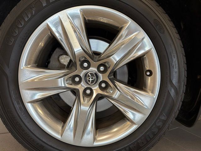 2019 Toyota Highlander Limited - Photo 27