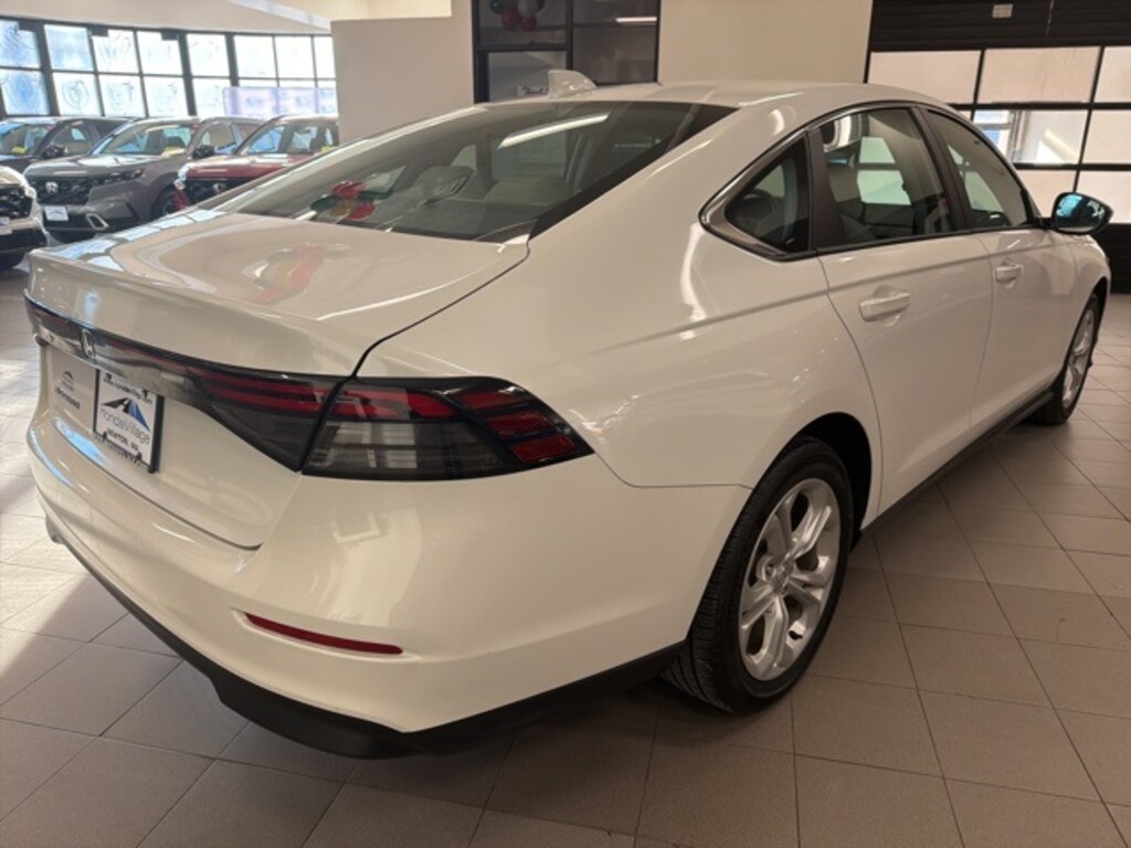Used 2023 Honda Accord LX Sedan